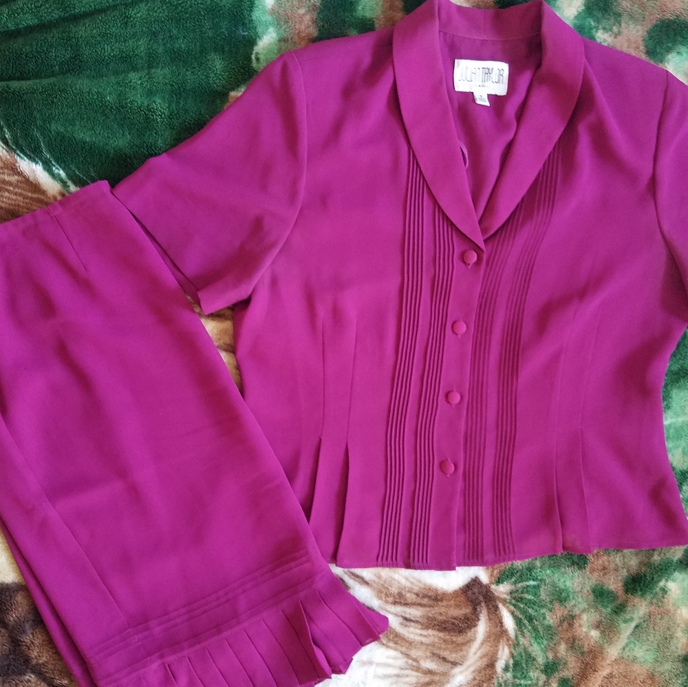 Vintage 80's Skirt Suit Size 16
